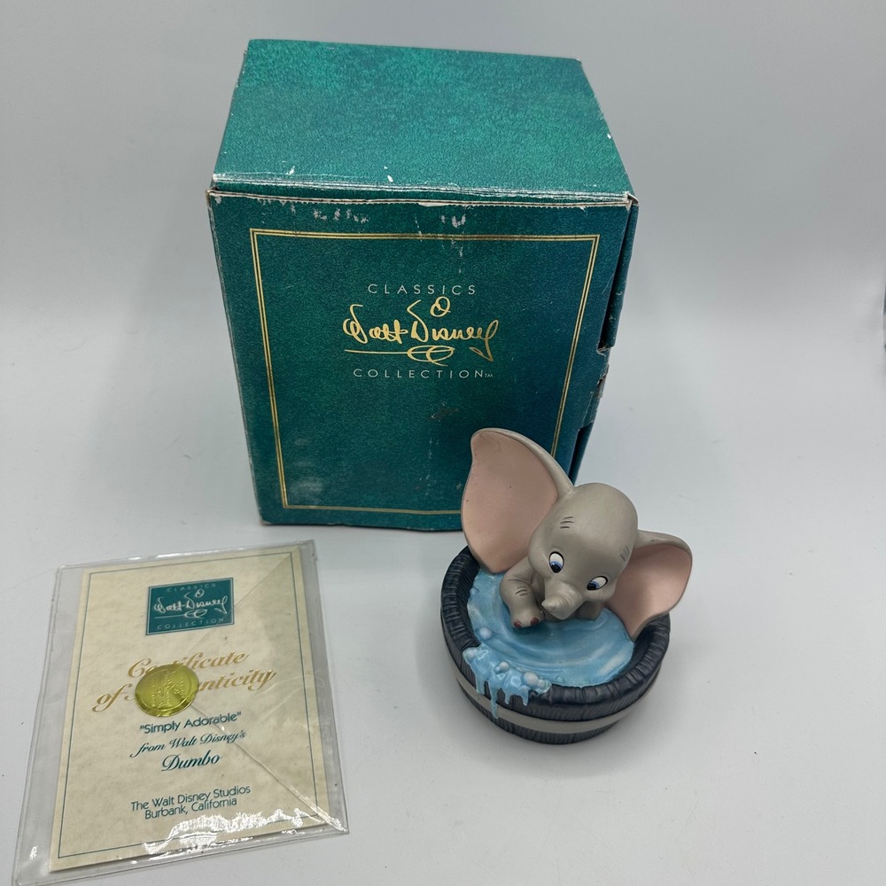 Walt Disney Classics Collection WDCC Dumbo "Simply Adorable" Figurine w/ Box COA